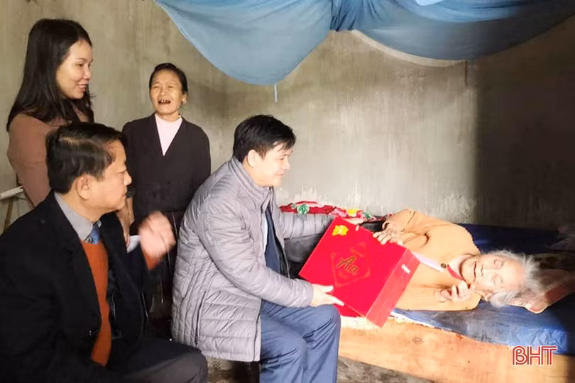 Lộc Hà trao 13.600 suất quà tết trị giá gần 5,7 tỷ đồng 