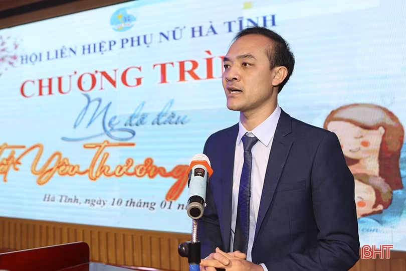 Hà Tĩnh: Vận động gần 2 tỷ đồng đỡ đầu trẻ mồ côi 