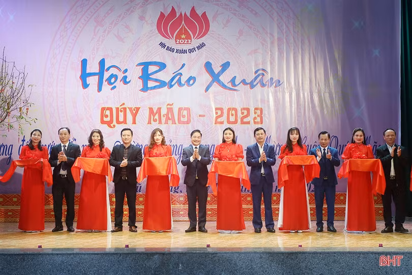 Hà Tĩnh khai mạc Hội báo Xuân Quý Mão 2023