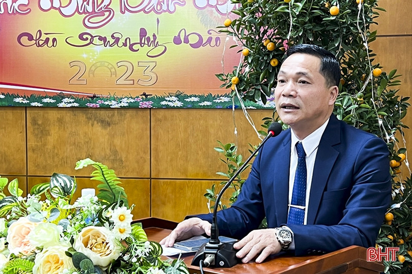 Thà Phà Bạt và Đức Thọ tăng cường hợp tác phát triển