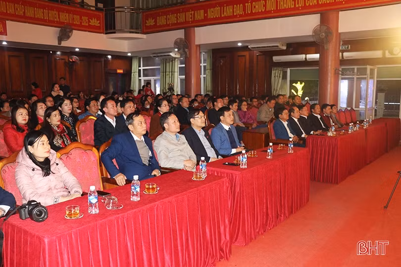 Đặc sắc chương trình nghệ thuật mừng Đảng - mừng xuân tại Thạch Hà