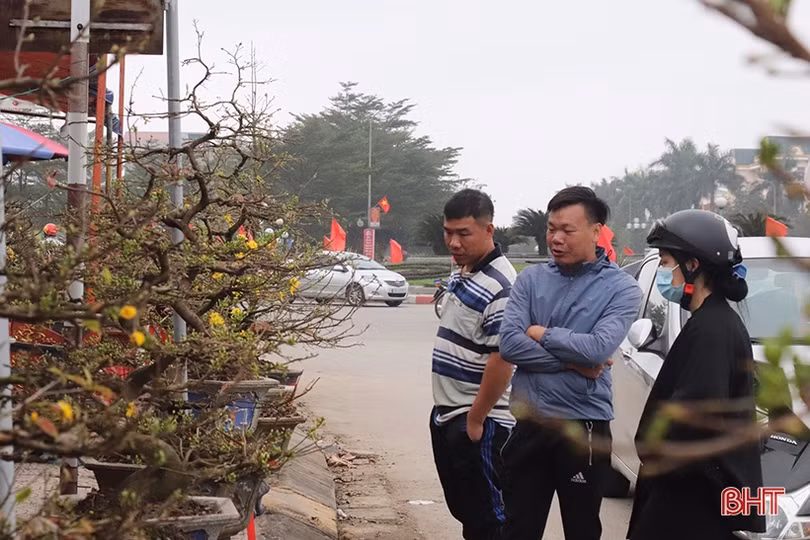 Nghề “chở tết về nhà” thu nhập khá những ngày áp tết ở Hà Tĩnh