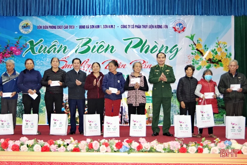 BĐBP Hà Tĩnh nỗ lực mang xuân ấm đến với người dân khó khăn vùng biên giới