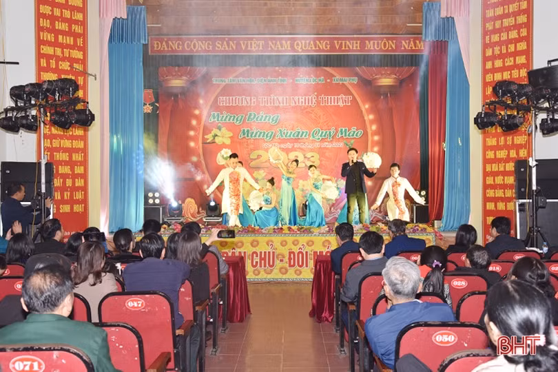 Ấn tượng chương trình nghệ thuật mừng Đảng - mừng xuân ở Lộc Hà