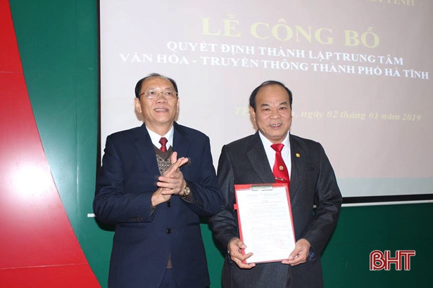 TP Hà Tĩnh công bố quyết định thành lập Trung tâm Văn hóa - Truyền thông