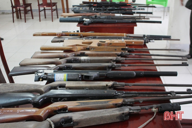Thu hồi 116 khẩu súng các loại trên địa bàn Thạch Hà