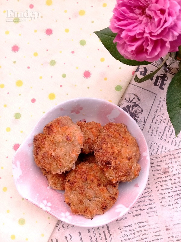 Bí quyết làm thịt viên chiên thật giòn, ăn một miếng là mê tít