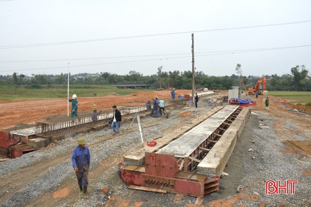 Thị xã Kỳ Anh phấn đấu làm thêm 20 km đường giao thông