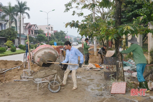Thị xã Kỳ Anh phấn đấu làm thêm 20 km đường giao thông