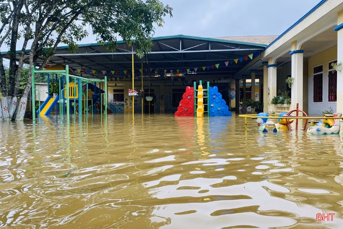 Chủ động chỉ đạo phòng ngừa, ứng phó với thiên tai trong những tháng cuối năm ở Hà Tĩnh