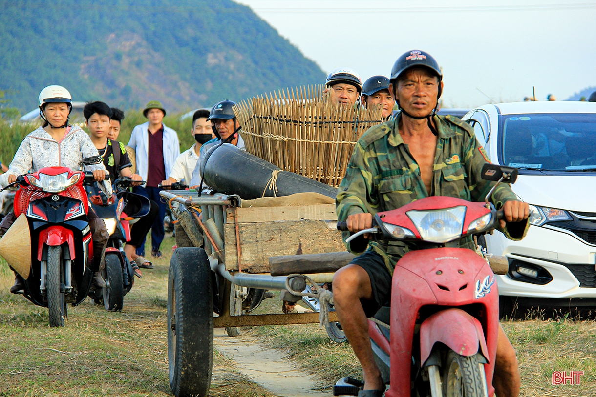 Lễ hội đánh cá “độc nhất vô nhị” ở Hà Tĩnh