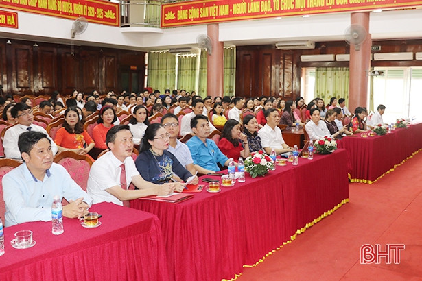 30 giáo viên xuất sắc trong Hội thi giáo viên dạy giỏi THCS huyện Thạch Hà