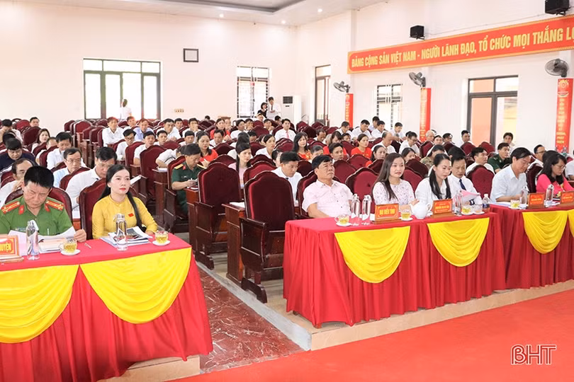 Xứng đáng là cơ quan đại biểu của Nhân dân, cầu nối giữa Đảng với dân