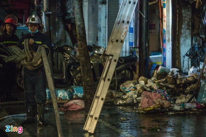 4 người thiệt mạng trong vụ cháy nhà ở Hà Nội