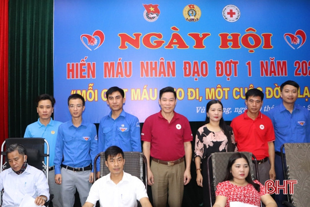 Ngày hội hiến máu nhân đạo ở Vũ Quang thu về 160 đơn vị máu