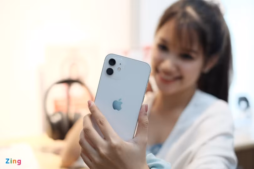 iPhone 12 và iPhone 12 mini đang giảm giá mạnh