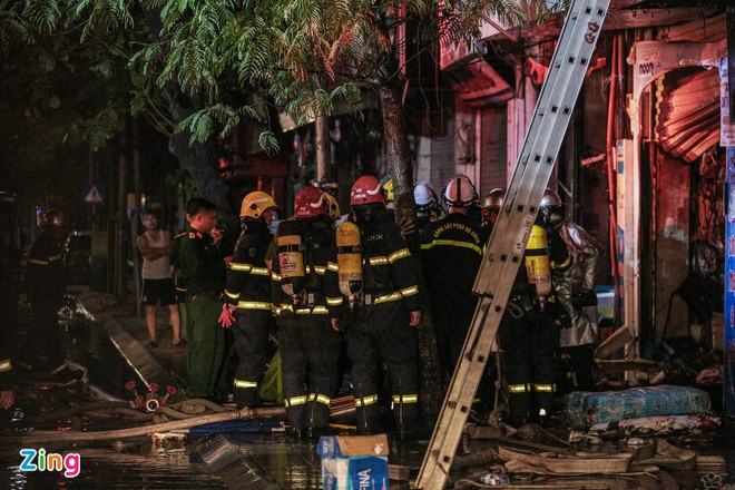 4 người thiệt mạng trong vụ cháy nhà ở Hà Nội