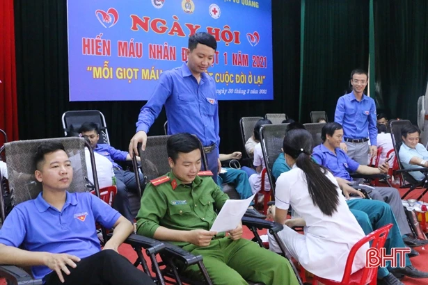 Ngày hội hiến máu nhân đạo ở Vũ Quang thu về 160 đơn vị máu