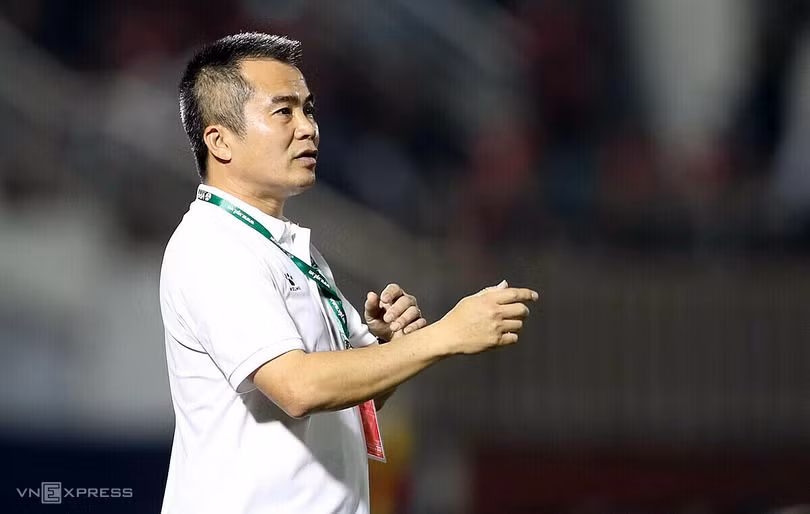 Toan tính của 2 ông thầy tại trận chung kết ngược