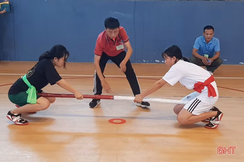 Ngày thi đấu thứ 2 Hội khỏe Phù Đổng Hà Tĩnh: Đẩy gậy, võ thuật hoàn thành các nội dung