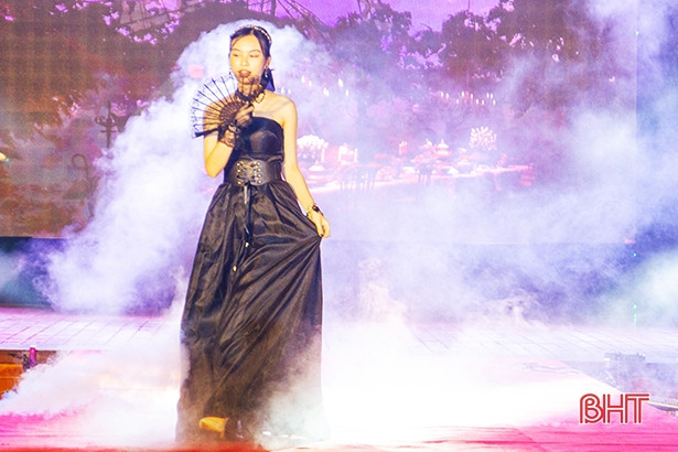 Học sinh THPT Chuyên Hà Tĩnh lan tỏa niềm đam mê học tiếng Anh