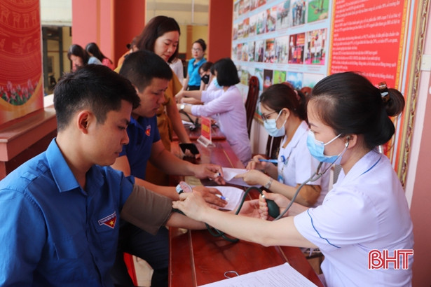 Ngày hội hiến máu nhân đạo ở Vũ Quang thu về 160 đơn vị máu