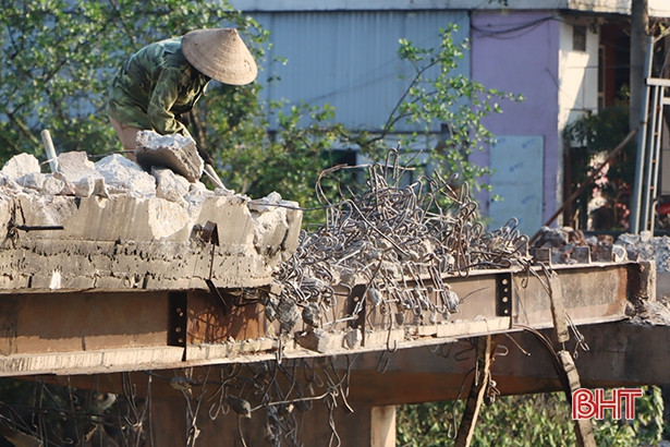 Xây dựng cầu Hội trị giá 25 tỷ đồng tại Cẩm Xuyên