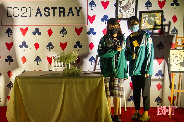 Học sinh THPT Chuyên Hà Tĩnh lan tỏa niềm đam mê học tiếng Anh