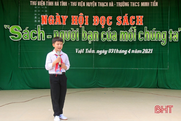 Không gian văn hóa vui tươi trong ngày hội đọc sách ở Thạch Hà