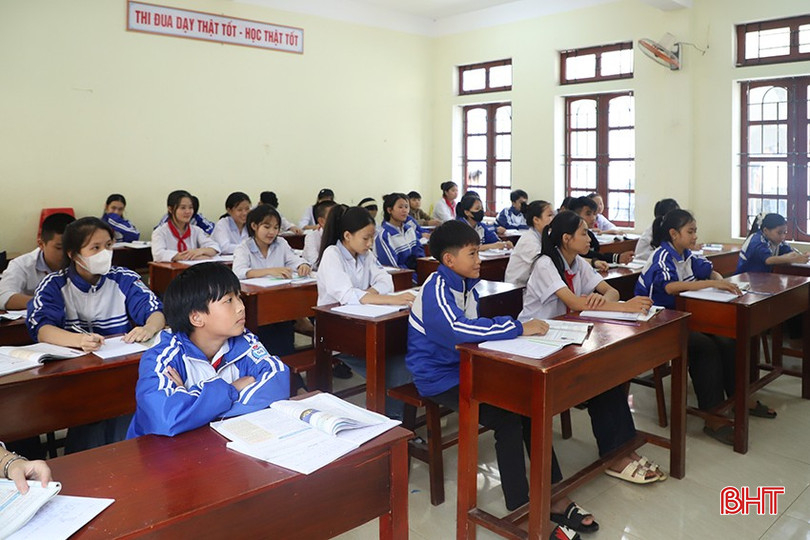 Học sinh trường THCS Hương Lâm (Hương Khê) sẽ được Công ty Điện lực Hà Tĩnh tuyên truyền tiết kiệm điện (dự kiến tổ chức vào ngày 30/12 tới). bqbht_br_img-6008.jpg