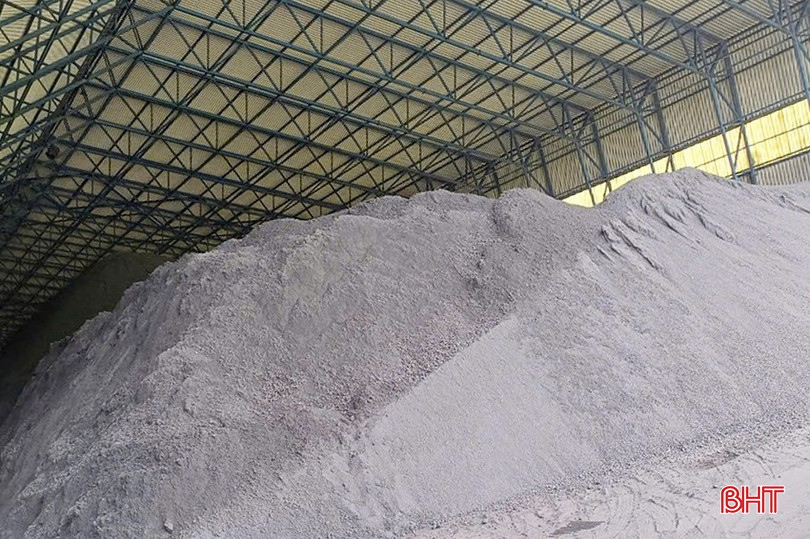 In den letzten beiden Monaten des Jahres 2025 wird das Wärmekraftwerk Vung Ang 1 voraussichtlich 500.000 Tonnen Kohle verbrauchen. bqbht_br_z6756170466841-b2e851a908b009cbd1a02d18c1d6dc8c.jpg