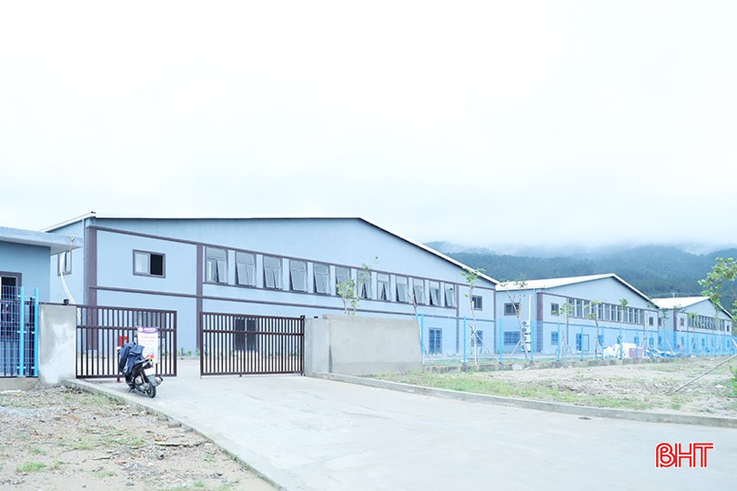 Después de sólo 7 meses de funcionamiento, el Parque Industrial Cong Khanh 1 ha atraído 7 proyectos de inversión. bqbht_br_934.jpg