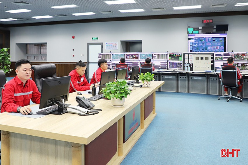 Hiện nay, Nhà máy Nhiệt điện Vũng Áng 1 vừa duy trì 2 mục tiêu: vận hành ổn định tổ máy số 1 và trung tu tổ máy số 2. IMG_6614.JPG