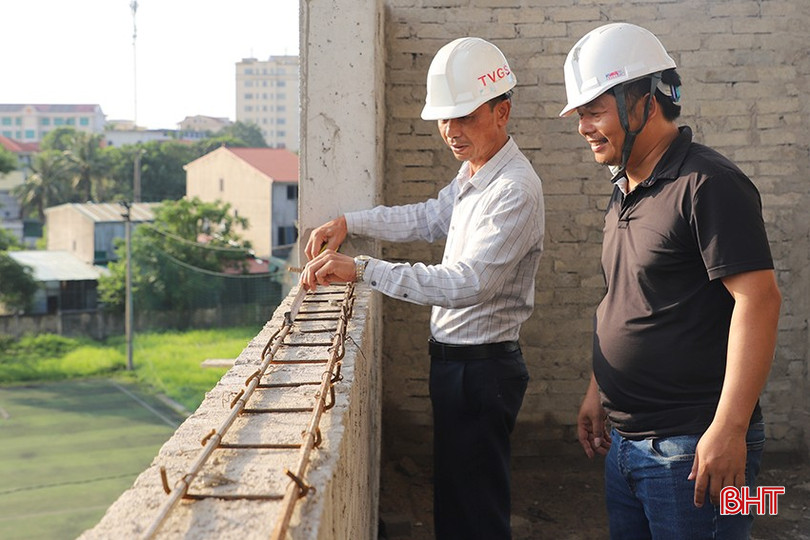Các chủ đầu tư đang đốc thúc, hỗ trợ nhà thầu đẩy nhanh tiến độ thi công dự án. bqbht_br_46.jpg