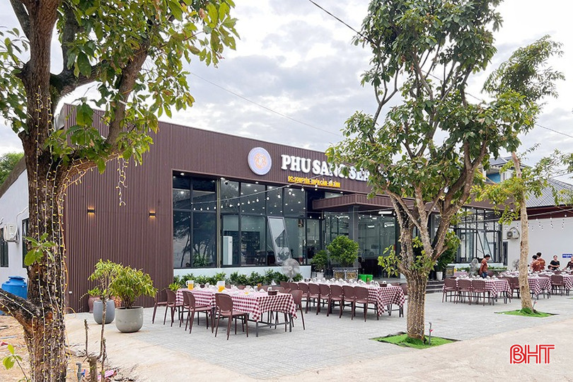 ... HTX Dịch vụ chế biến hải sản Phú Sáng vừa đầu tư nhà hàng cho doanh thu hơn 500 triệu đồng/tháng. bqbht_br_z6897934296756-3a63ed0b9c5e61789d78873a9b5ae6c2.jpg