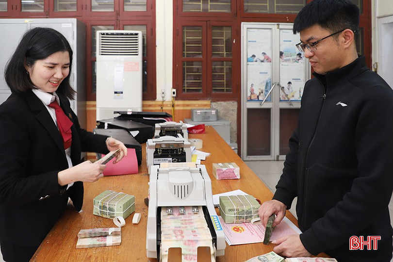 Năm 2025, ngành Ngân hàng Hà Tĩnh đặt mục tiêu tăng trưởng huy động vốn 10% so với năm 2024. bqbht_br_041.jpg