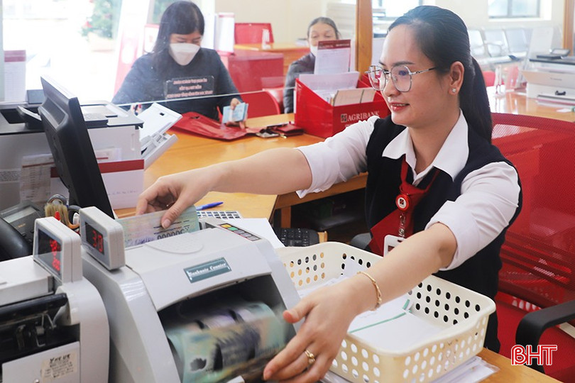 Agribank không liên kết với bất kỳ đơn vị bên ngoài để cung cấp các dịch vụ mời chào nâng hạn mức thẻ tín dụng và các dịch vụ trái phép thông qua cuộc gọi từ các số điện thoại giả mạo, email giả mạo. bqbht_br_051.jpg