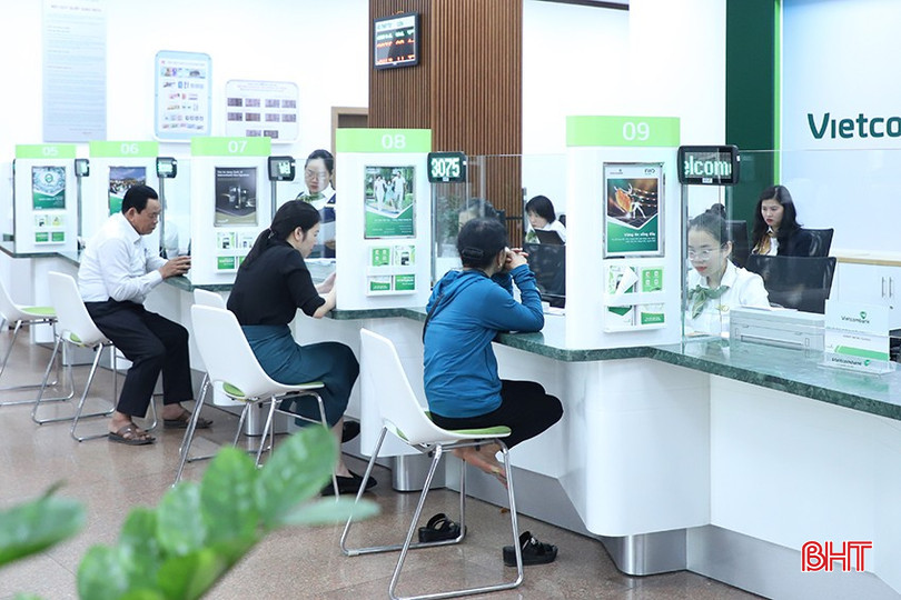 Nguồn vốn của Vietcombank Hà Tĩnh dồi dào, đáp ứng cho vay phục vụ nền kinh tế. bqbht_br_70.jpg