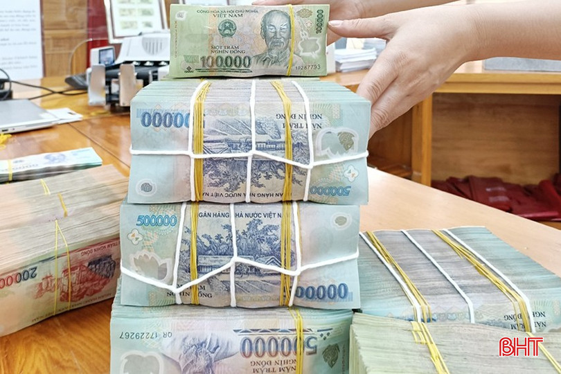NHNN tỉnh Hà Tĩnh chỉ đạo các tổ chức tín dụng trên địa bàn tiếp tục tạo điều kiện thuận lợi để cộng đồng doanh nghiệp tiếp cận vốn, đầu tư giai đoạn cuối năm. z5845098203032_bd956da9f0e1ddf9e8eefc8e37295dea.jpg