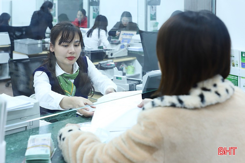 Ngoài các ngân hàng, mọi hoạt động đổi tiền của cá nhân, tổ chức khác đều là trái phép. bqbht_br_053.jpg