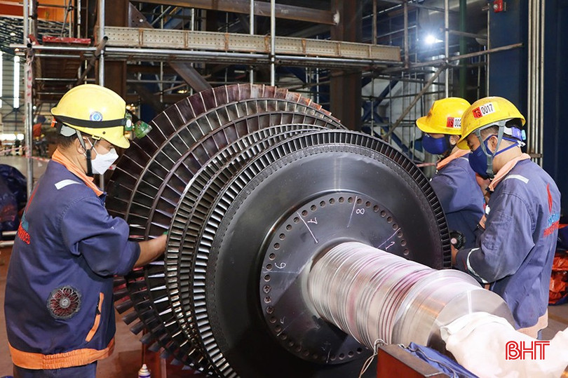 Nhà máy Nhiệt điện Vũng Áng 1 vừa hoàn thành công tác bảo dưỡng, sửa chữa các tổ máy phát điện. bqbht_br_056.jpg