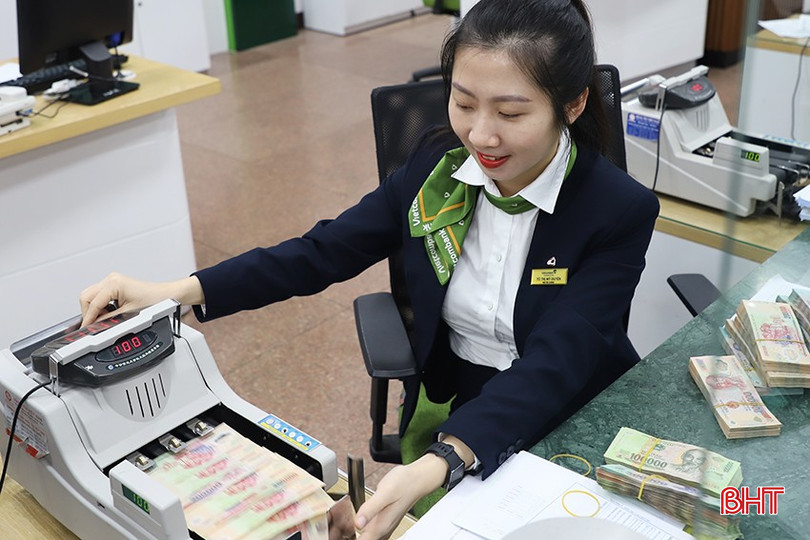 Năm 2025, Vietcombank Hà Tĩnh phấn đấu tín dụng năm 2025 tăng trưởng 13% so với năm 2024. bqbht_br_044.jpg