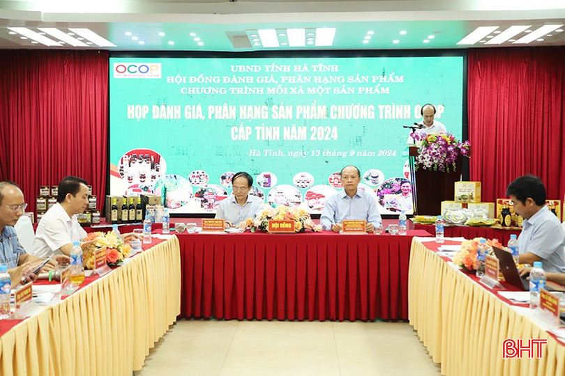 Các đại biểu tham dự hội nghị. 607.JPG