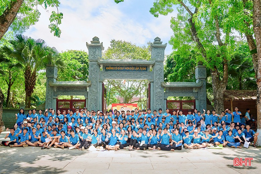 Học sinh được hưởng các chính sách học bổng ưu đãi. bqbht_br_11.jpg