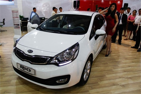 Kia Rondo có giá từ 729 triệu đến 828 triệu đồng ảnh 6