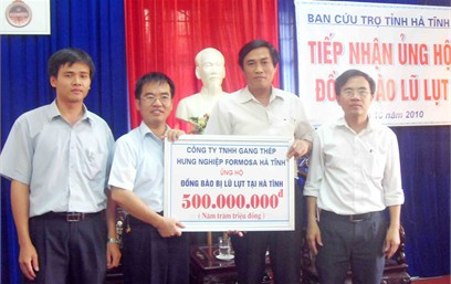 Các tổ chức, cá nhân tiếp tục chia sẻ hậu quả lũ lụt với đồng bào ảnh 3