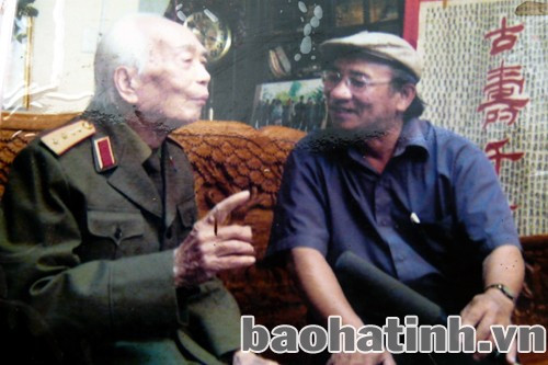 Nhà báo Trần Đắc Túc: "Tôi hết sức tự hào. Cứ nghĩ, không phải ai cũng có diễm phúc nghề nghiệp để một lần trong đời được gặp và hỏi chuyện Đại tướng Võ Nguyên Giáp kính yêu" Nhà báo Trần Đắc Túc: "Tôi hết sức tự hào. Cứ nghĩ, không phải ai cũng có diễm phúc nghề nghiệp để một lần trong đời được gặp và hỏi chuyện Đại tướng Võ Nguyên Giáp kính yêu"