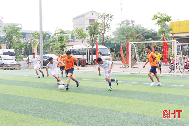 Điện lực Hà Tĩnh vô địch môn bóng đá hội thao các điện lực phía Nam