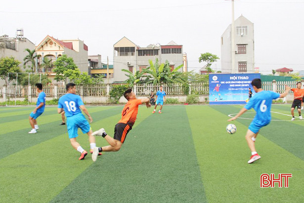 Điện lực Hà Tĩnh vô địch môn bóng đá hội thao các điện lực phía Nam