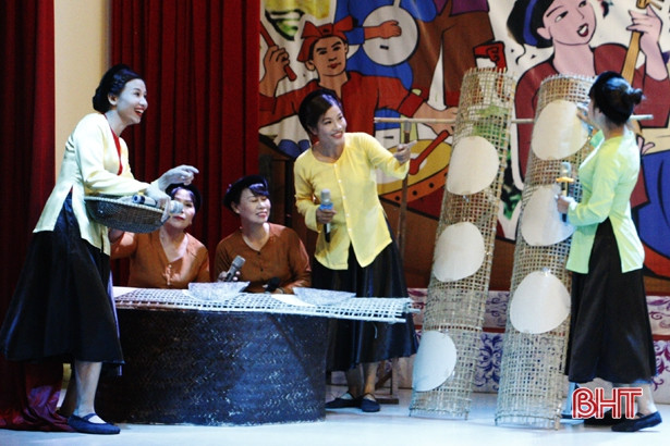 Thành phố Hà Tĩnh khai mạc Liên hoan dân ca ví, giặm Nghệ Tĩnh